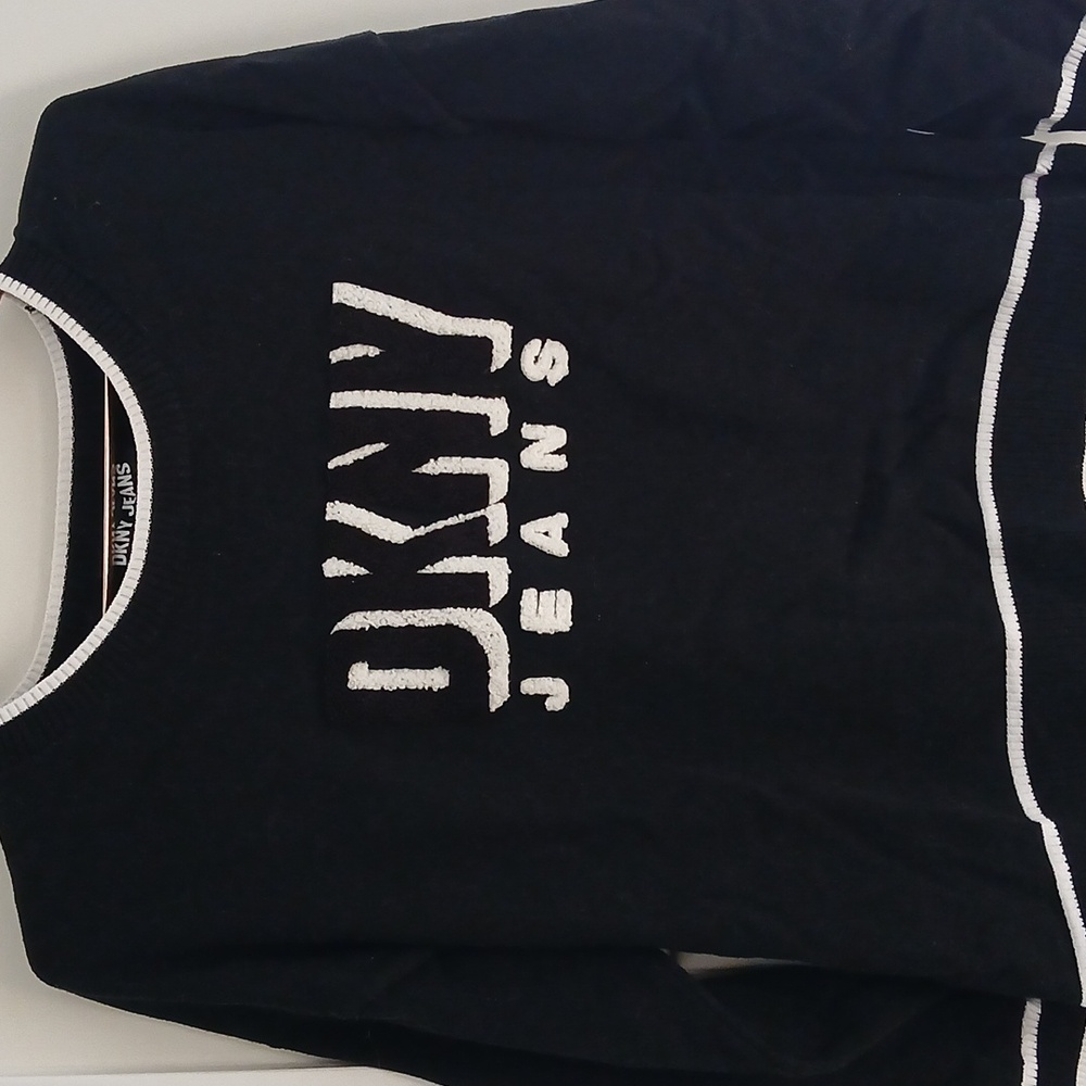 Sweater by DKNY size L
